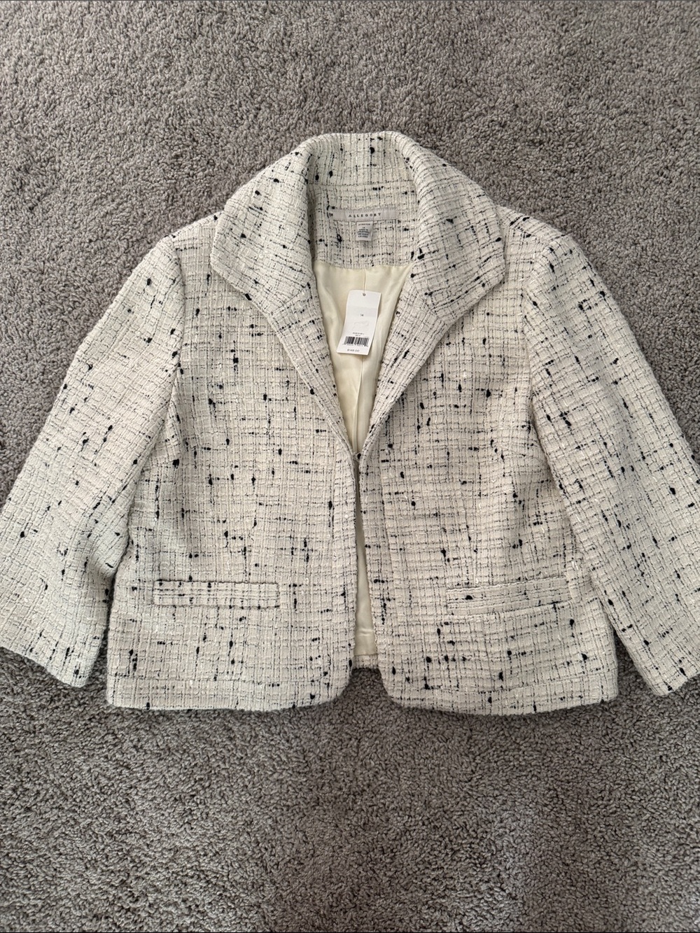 Women’s White Tweed Blazer with Black Speckle Detail